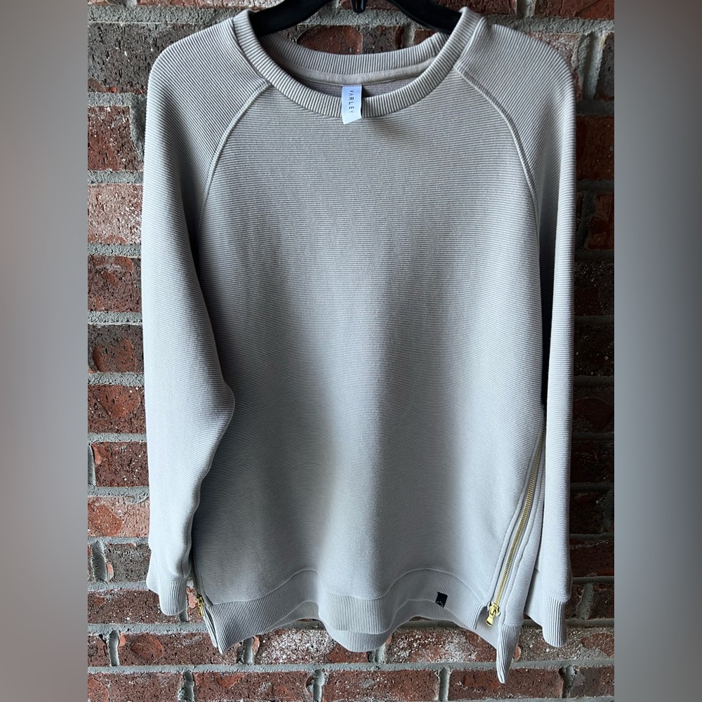 Varley Gray Sweatshirt with Gold Zipper